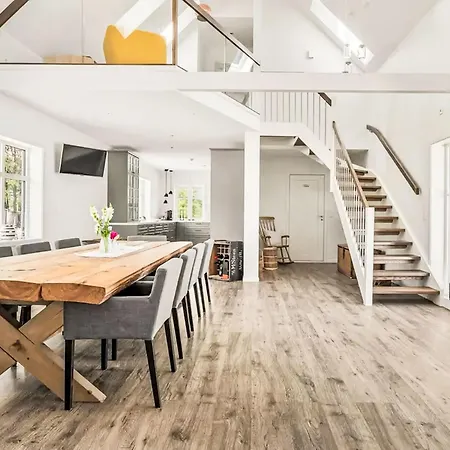 Feriehus Holmen By Interhome Bakkasund