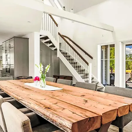 Holmen By Interhome *