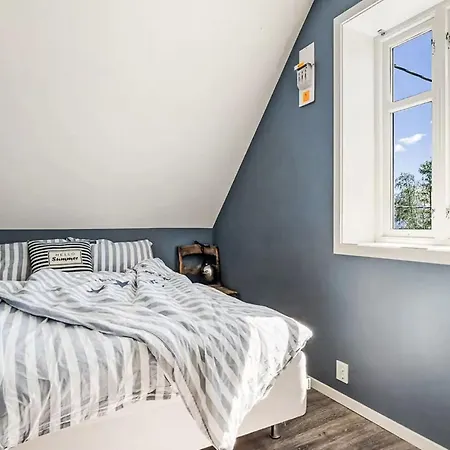 Feriehus Holmen By Interhome *