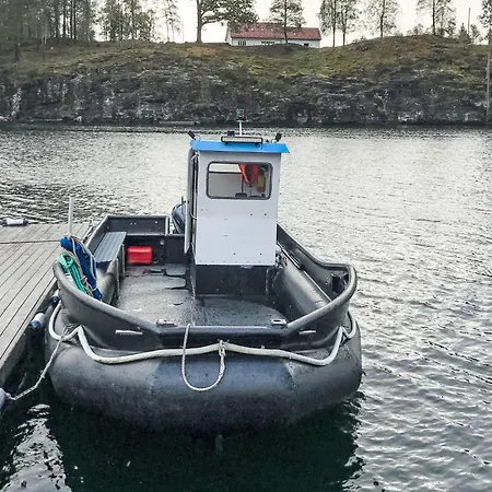 Holmen By Interhome Bakkasund